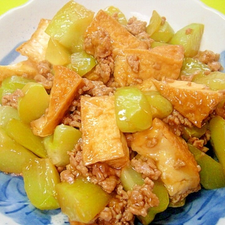 隼人瓜と厚揚げのそぼろ煮 レシピ 作り方 By Mint74 楽天レシピ 隼人瓜と厚揚げのそぼろ煮 レシピ 作り方 By Mint74 楽天レシピ